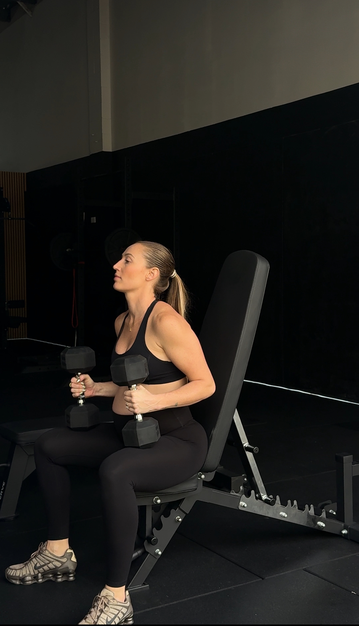 Women training at Studio Train